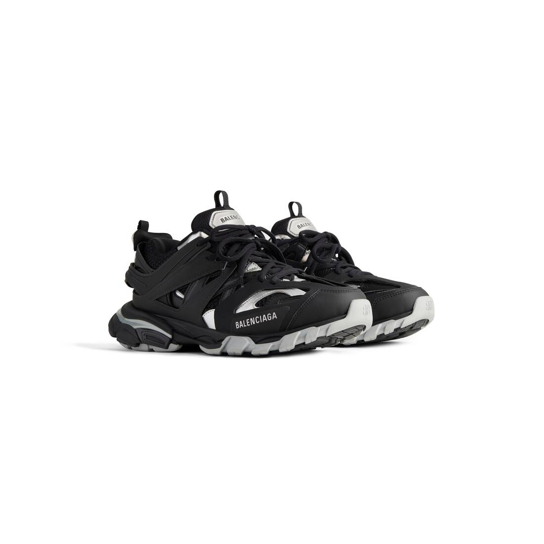 Men’s Track Sneaker in Black/silver - Image 2